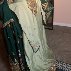 pakisthani letest suit 3 piece